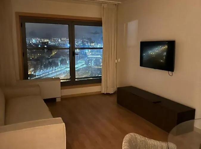 Amazing In Apartment *